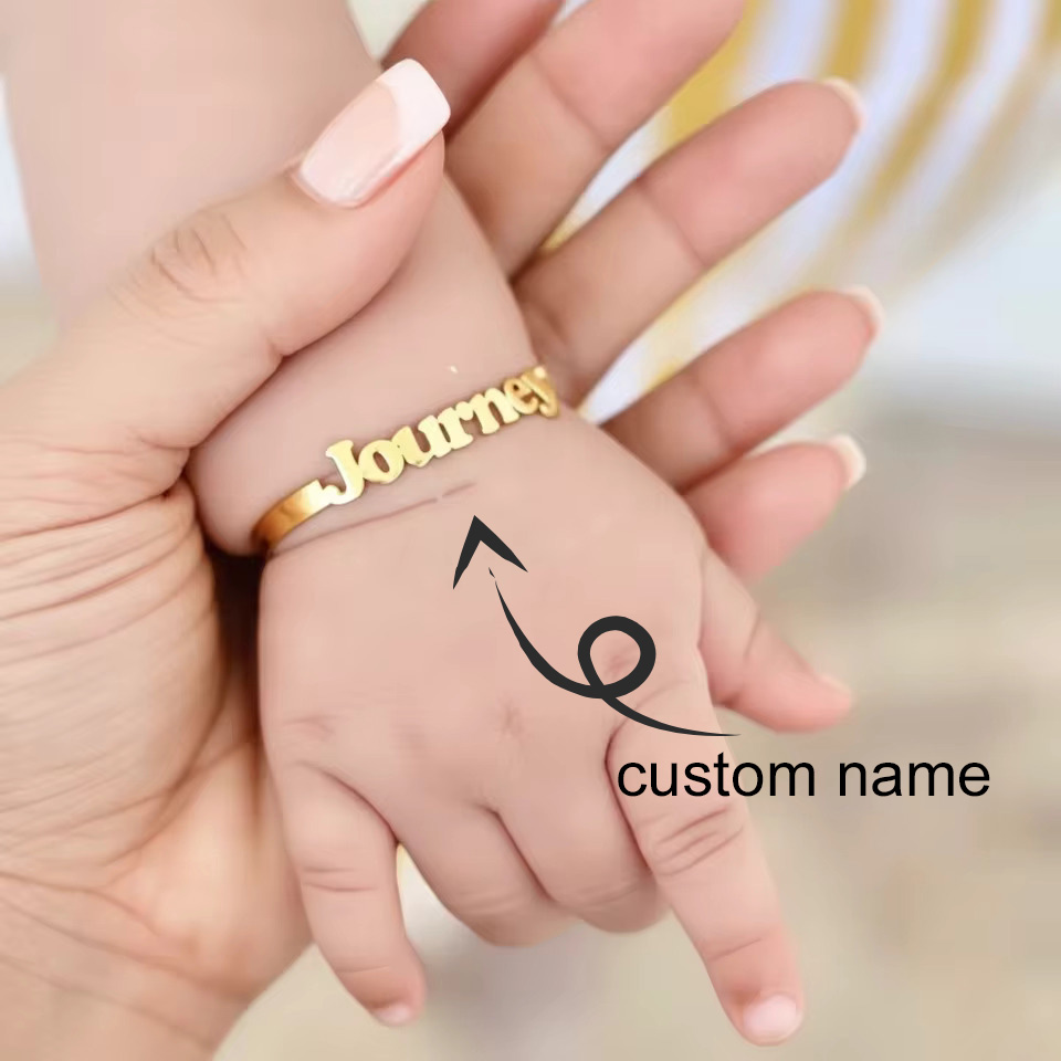 Cuff Bangle Bracelet - Gepersonaliseerde naam armband voor kinderen, 18K