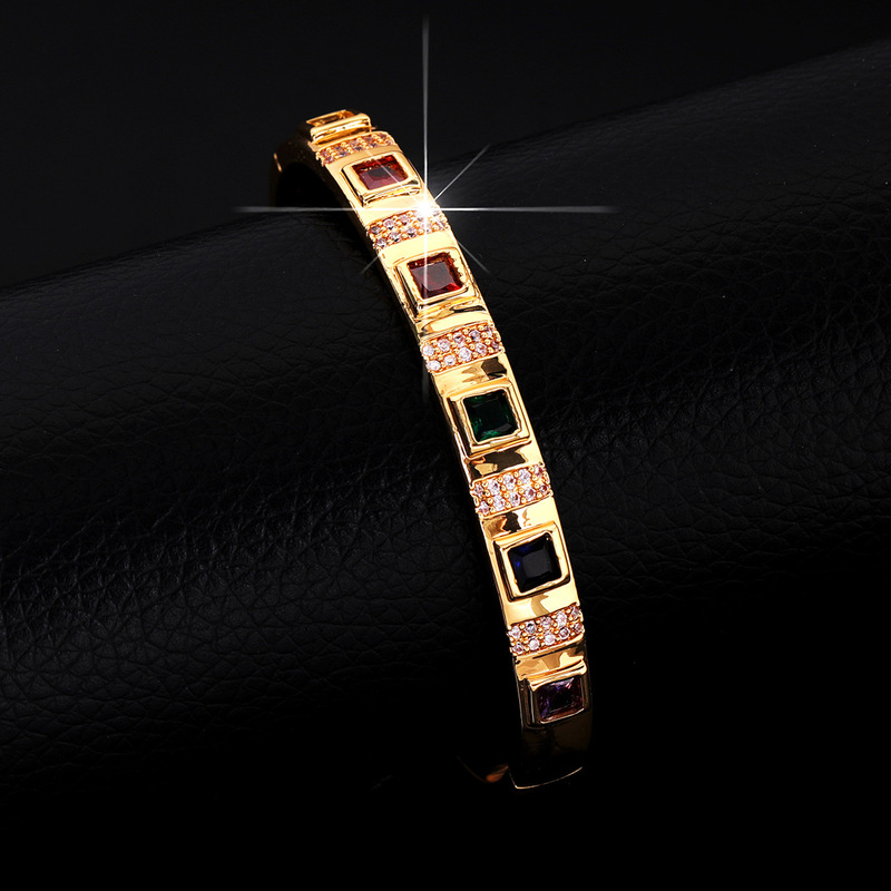B&C Heren Vergulde Armband Met - Cuff Bangle Bracelet recensie en prijs
